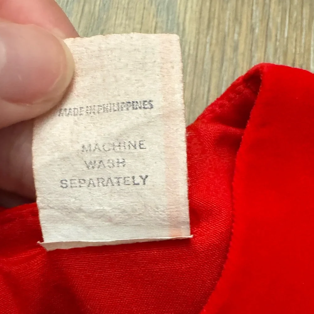 Source Unknown crushed red